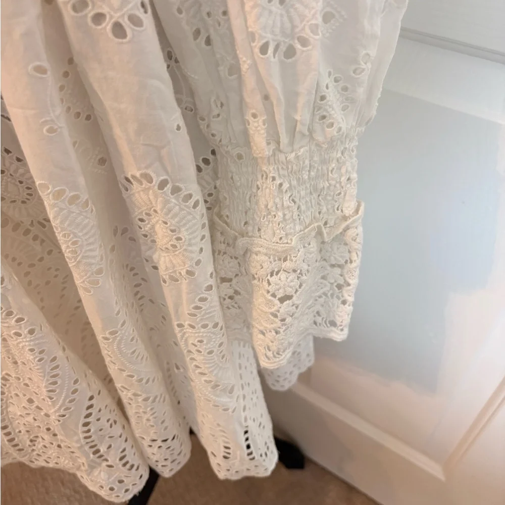 Spell White Eyelet Mini Dress size Medium EC - Picture 5 of 9